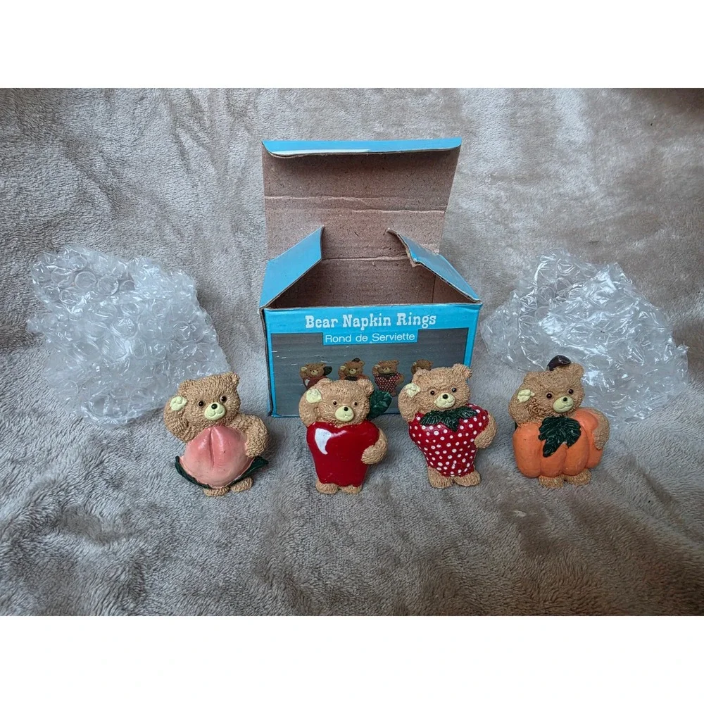Vintage Teddy Bear Napkin Rings Set of 4 Fruit Vegetable Resin Harvest Decor